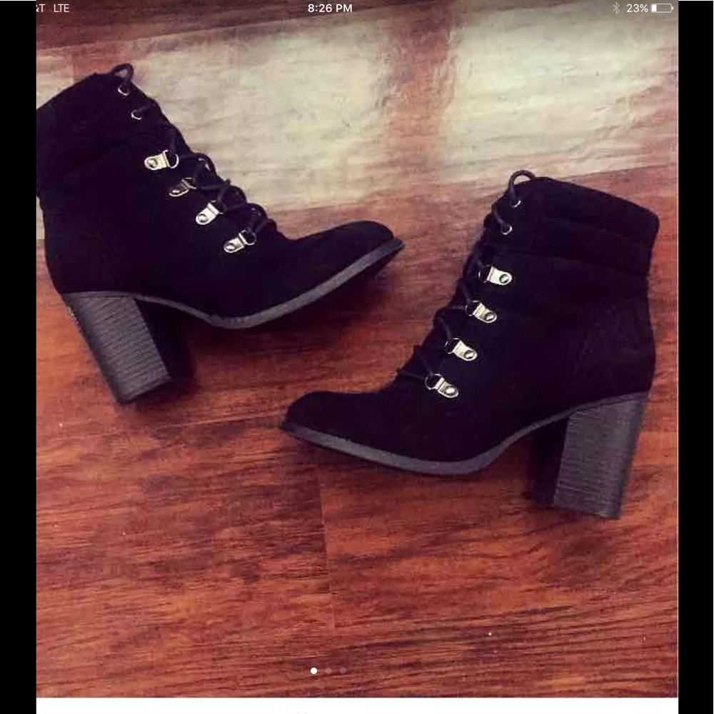 ✨ Super cute candies booties sz 7.5 ✨