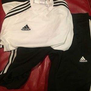 Adidas jogging suit