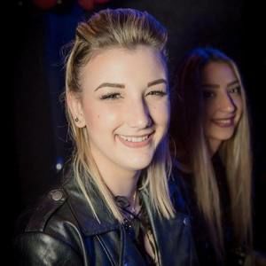 Meet your Posher, Chiara