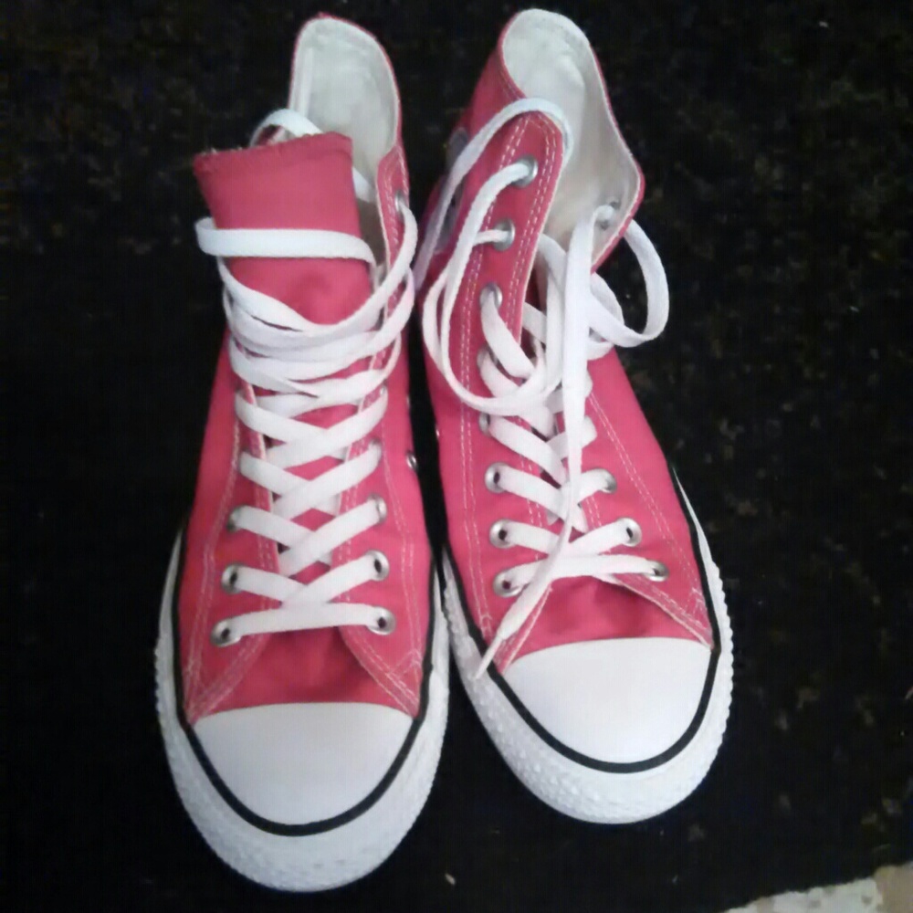 Red Converse