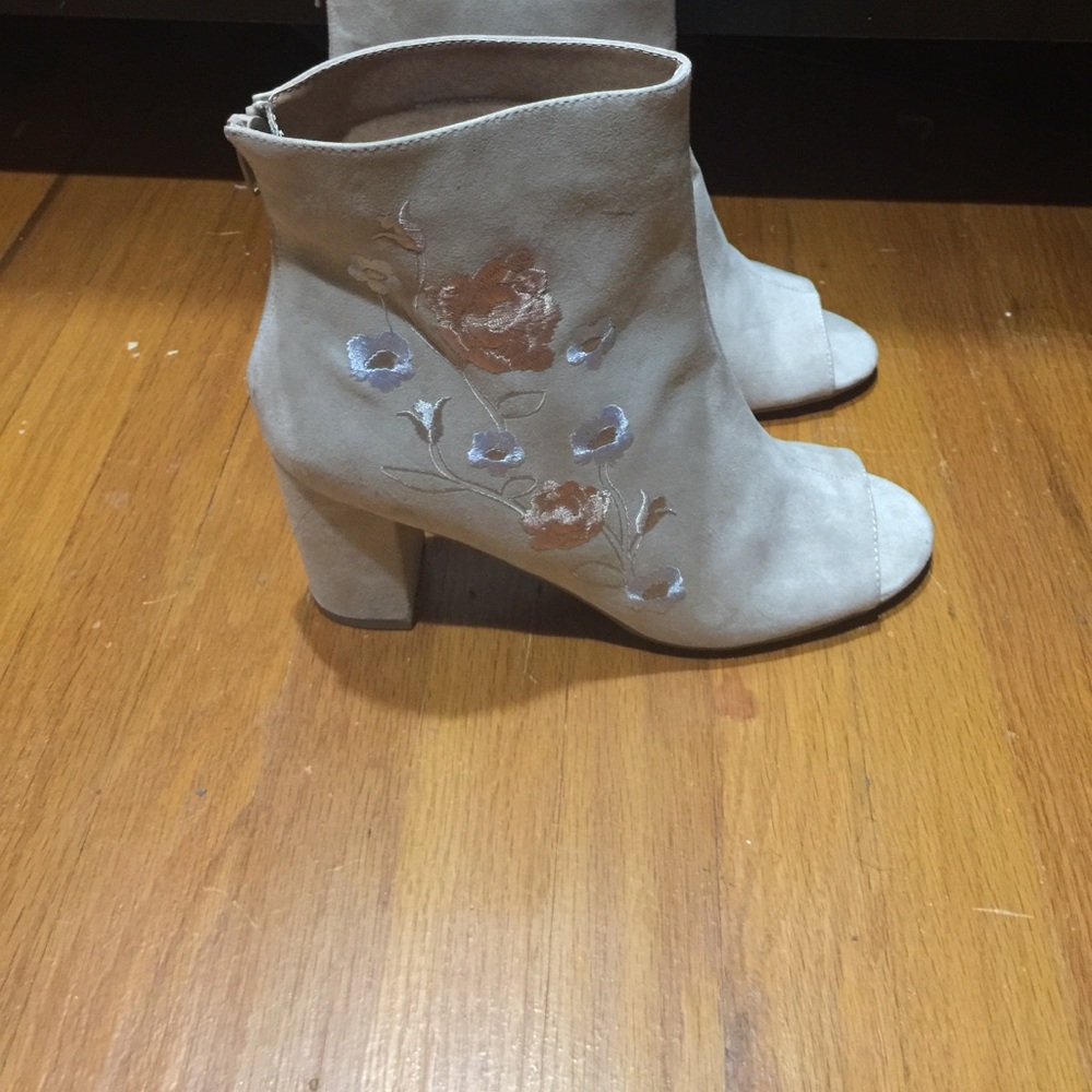 Open toe Booties NWOT