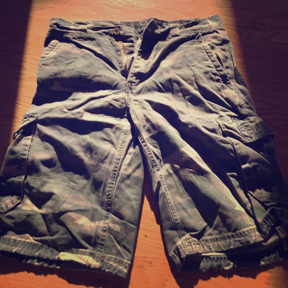 Camo cargo shorts