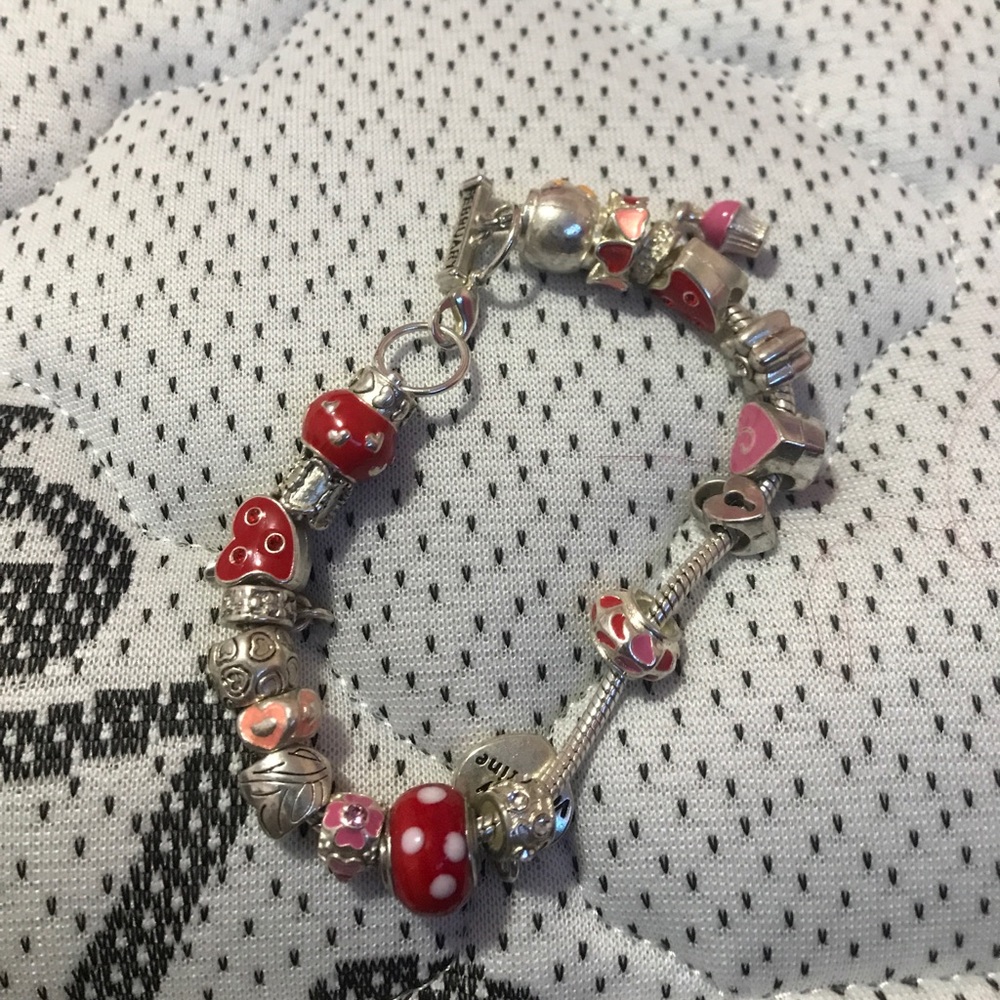A valentine bracelet