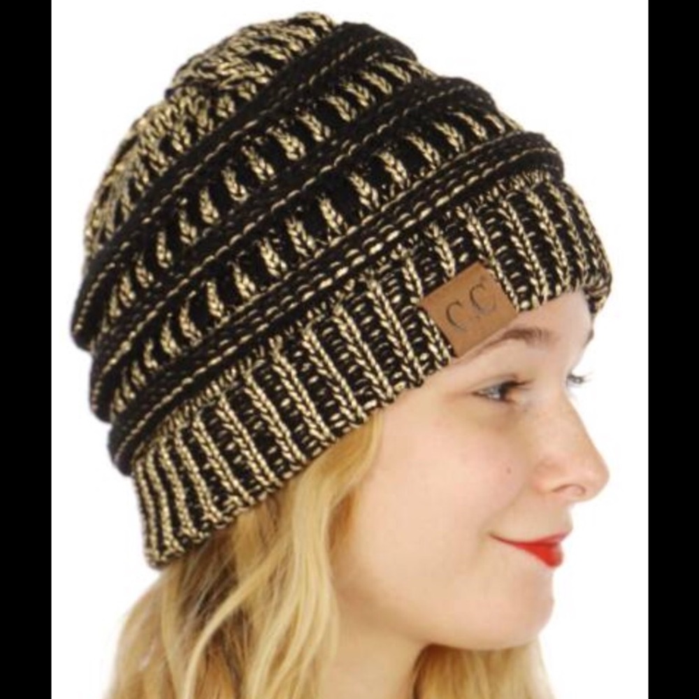 C.C. Oversized Two Tone Knit Beanie