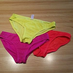 Bundle of 3 bikini bottoms