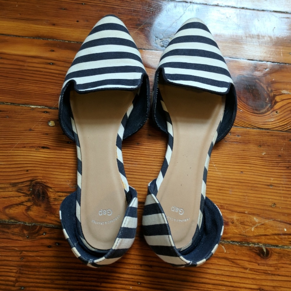 Navy Striped D'Orsay GAP Flats sz. 8