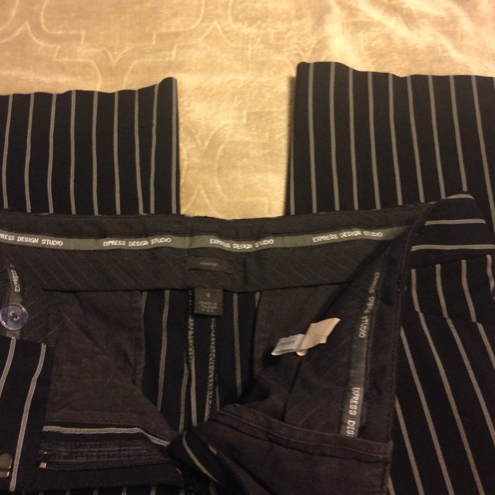 Express pants - Picture 3 of 3