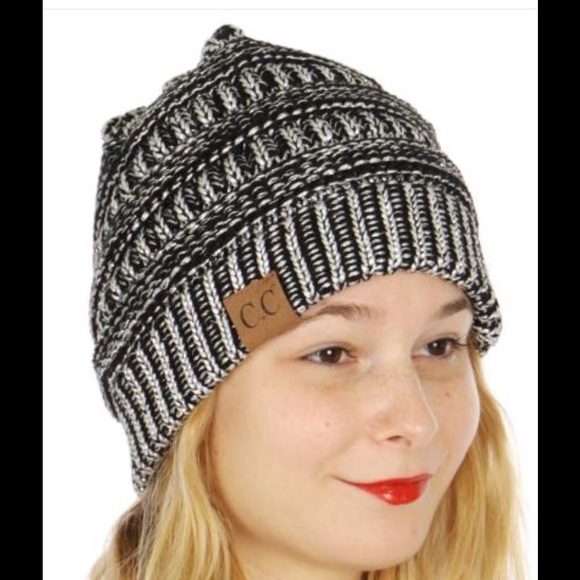 C.C. Oversized Two Tone Knit Beanie - Picture 2 of 3