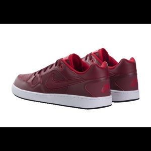 Nike Son of Force