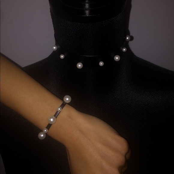 Pearl black Choker w/ bracelet - Picture 1 of 5