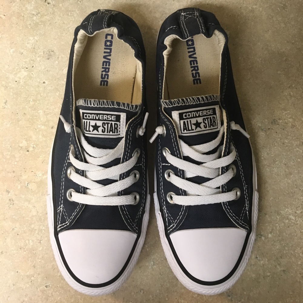 *SOLD* Ⓜ️Converse shoreline size 8.5