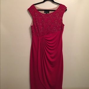 Connected apparel Red party dress