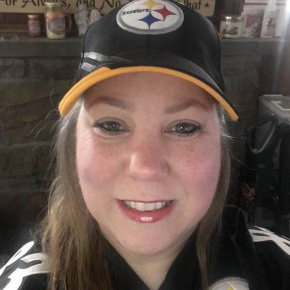 Meet your Posher, Jeannette - Picture 1 of 1