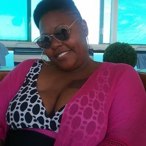 Meet your Posher, Nakia