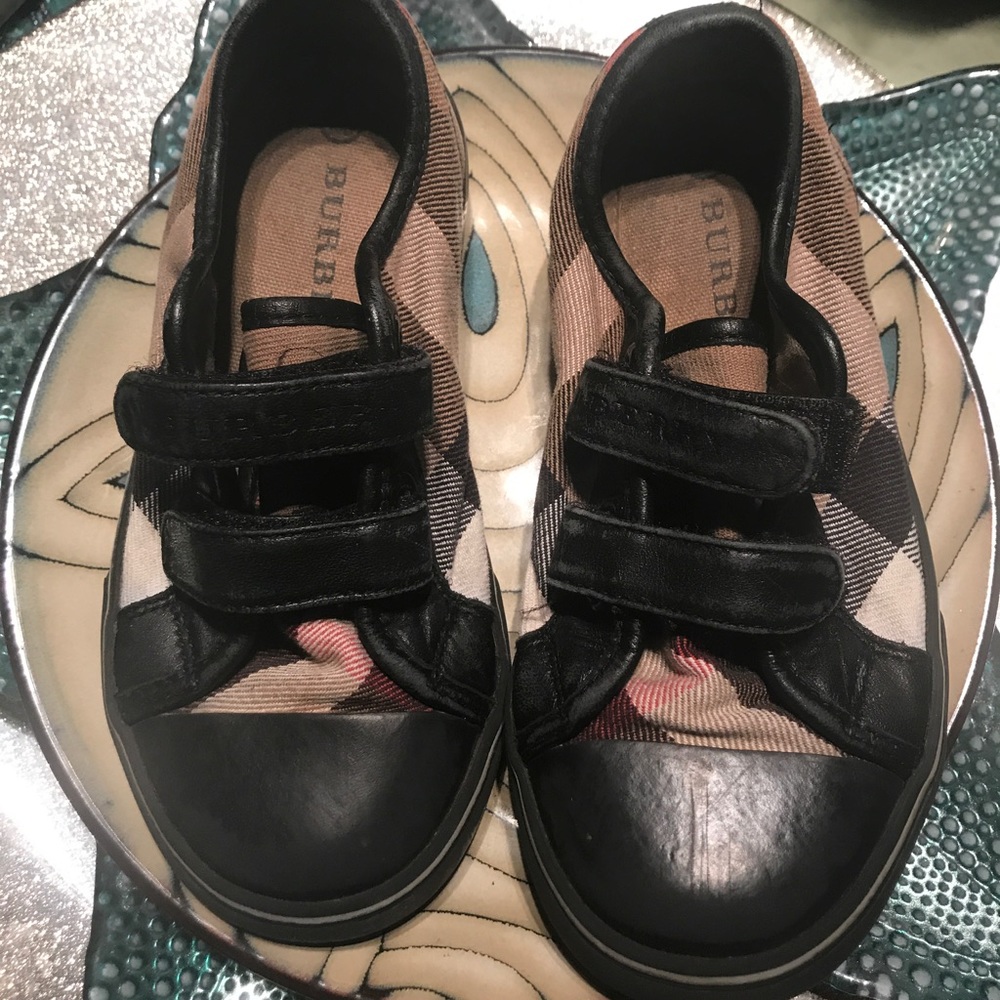 Toddler Burberry sneakers