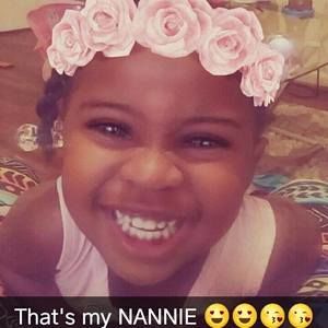 Meet your Posher, Denise