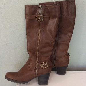 Women's knee high boots
