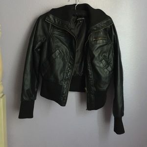 ✨✨ AMBIANCE APPAREL JACKET ✨✨