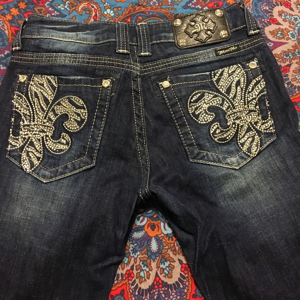 Miss Me- Dark Wash Bootleg cut size 27