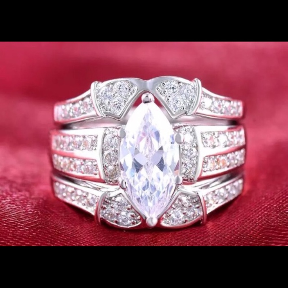 🆑🆑Engagement Ring🆑🆑3 pc set Final Reduction!🆑