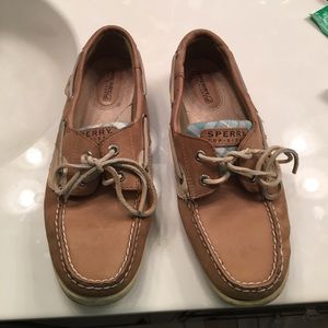 Womens Sperry boat shoes