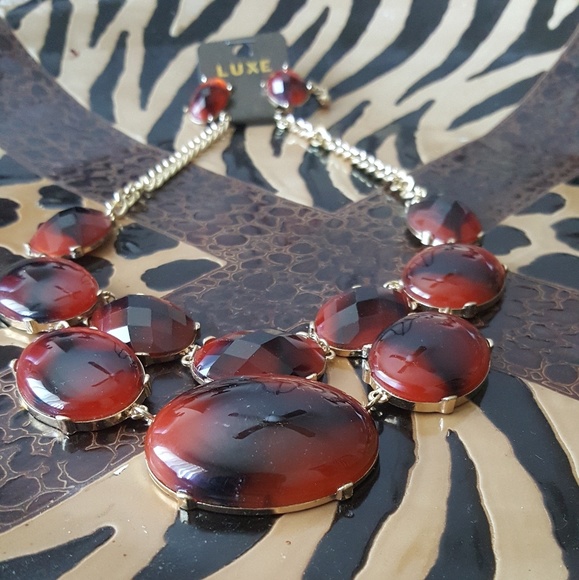 HOMAICA STONE NECKLACE AND BRACELET SET - Picture 1 of 4