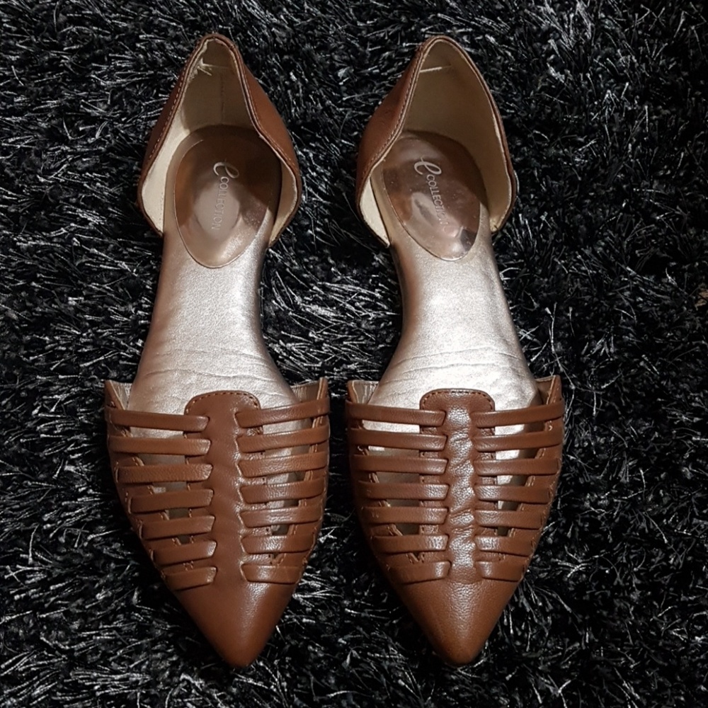 Brown easy spirit flats