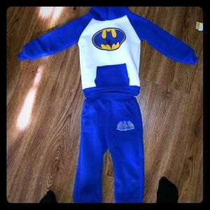 Batman sweatsuit for toddler