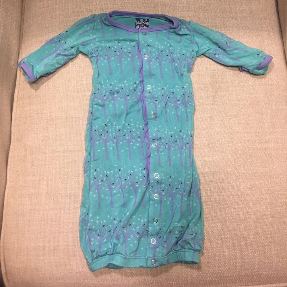 Kickee Pants Converter Gown and matching hat