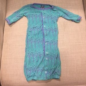 Kickee Pants Converter Gown and matching hat