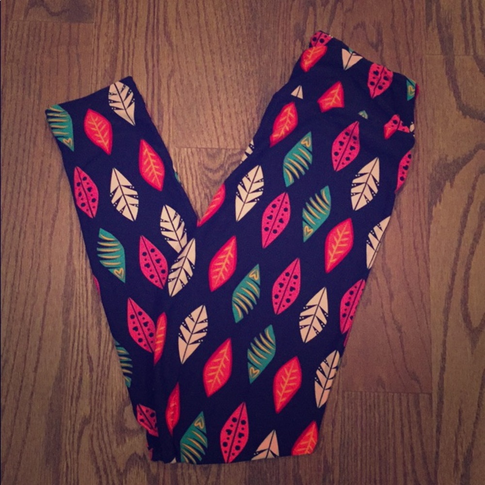 LuLaRoe TC leggings. NWOT.