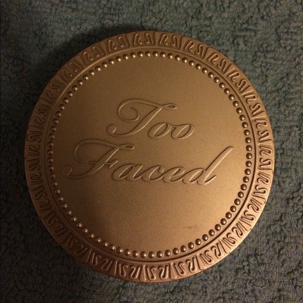 Too faced chocolate soleil