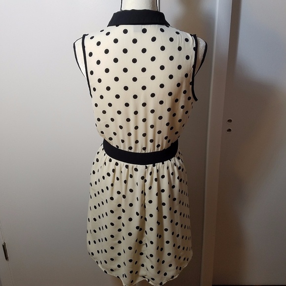 Forever 21 Vintage Look Polka Dot Dress - Picture 4 of 8