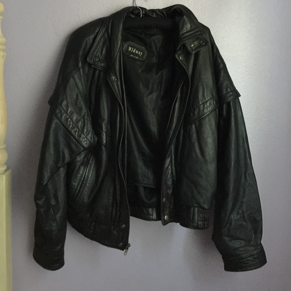 ✨✨ LEATHER JACKET ✨✨