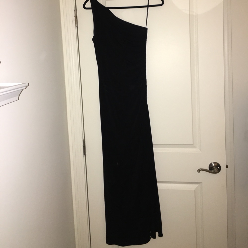 Black One Shoulder Gown