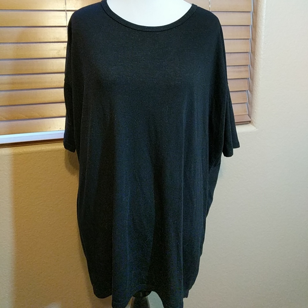 Solid Black XS LuLaRoe Irma