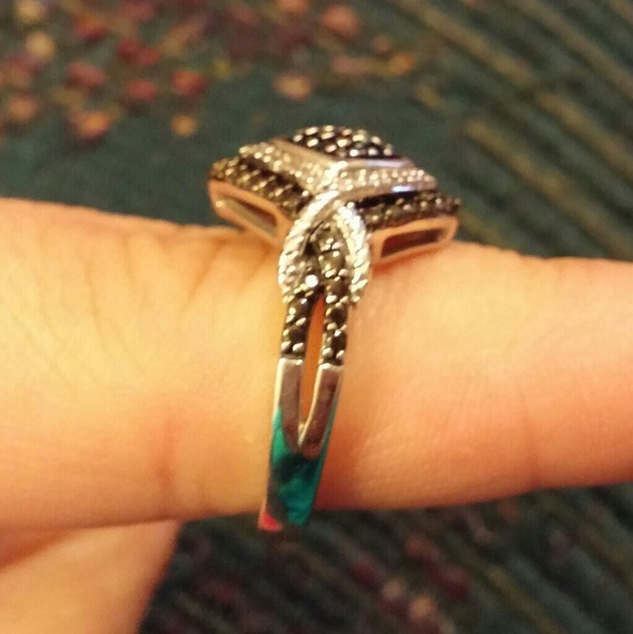 Blue Diamond ring - Picture 2 of 5