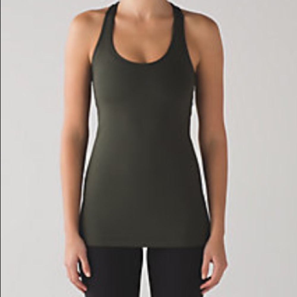 *SOLD* Ⓜ️Lululemon cool racerback size 4