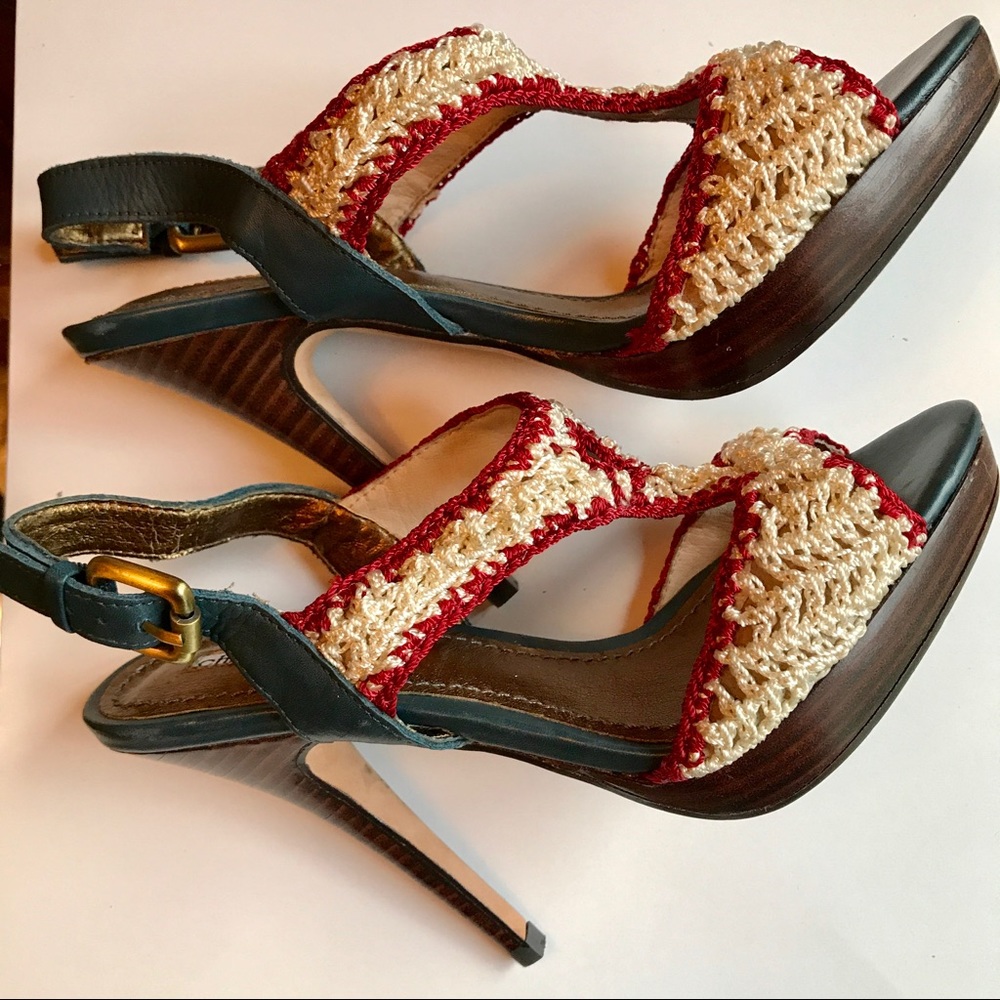 Charles David Cream Crochet, Sling Back Heels 5.5