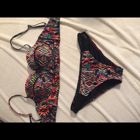 MINKPINK Aztec Bikini Set - Picture 3 of 3