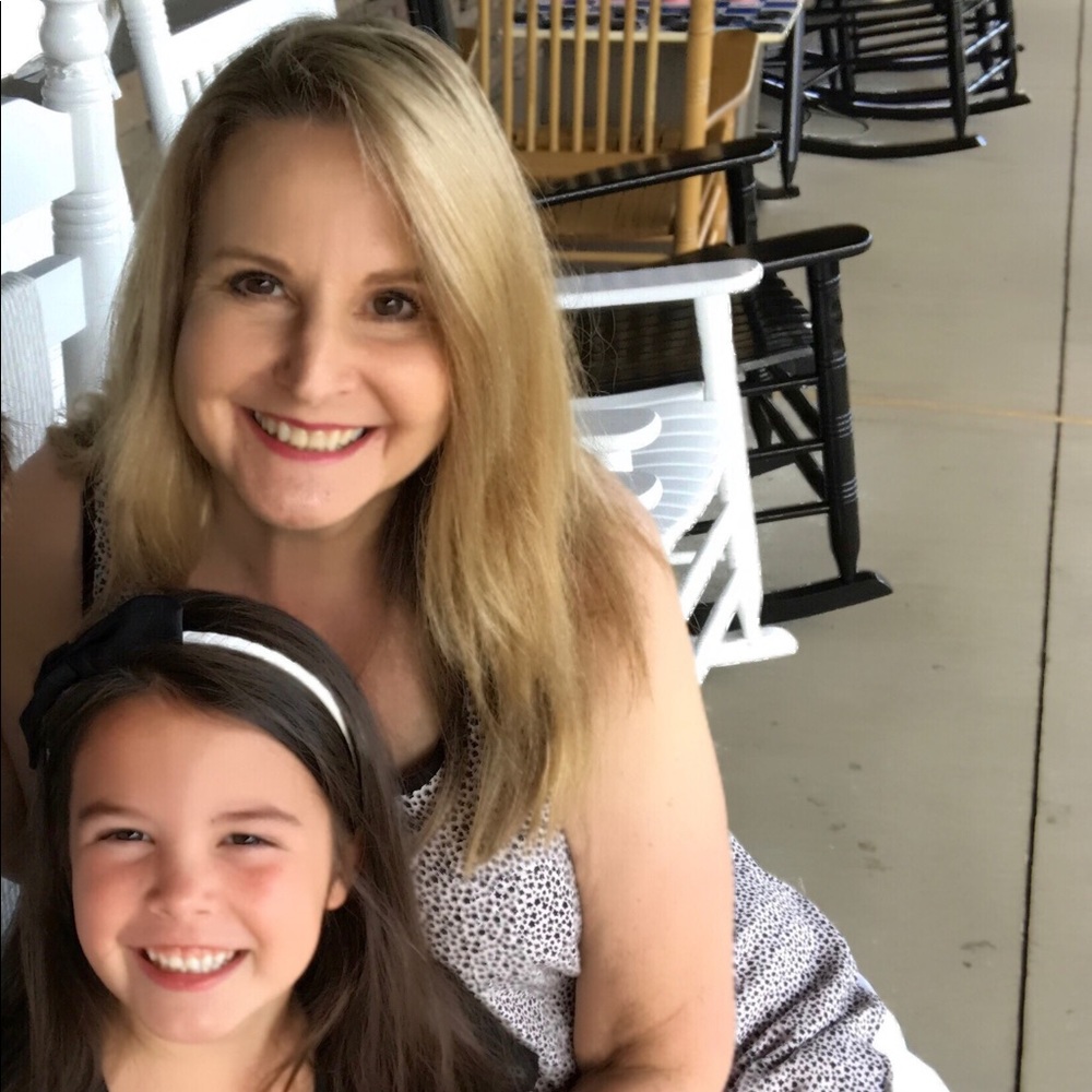 Meet your Posher, Dee