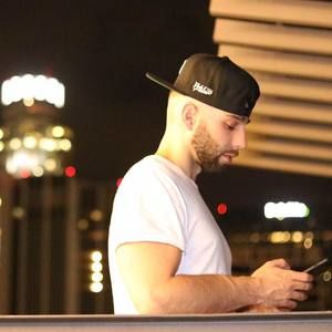 Meet your Posher, Jonathan