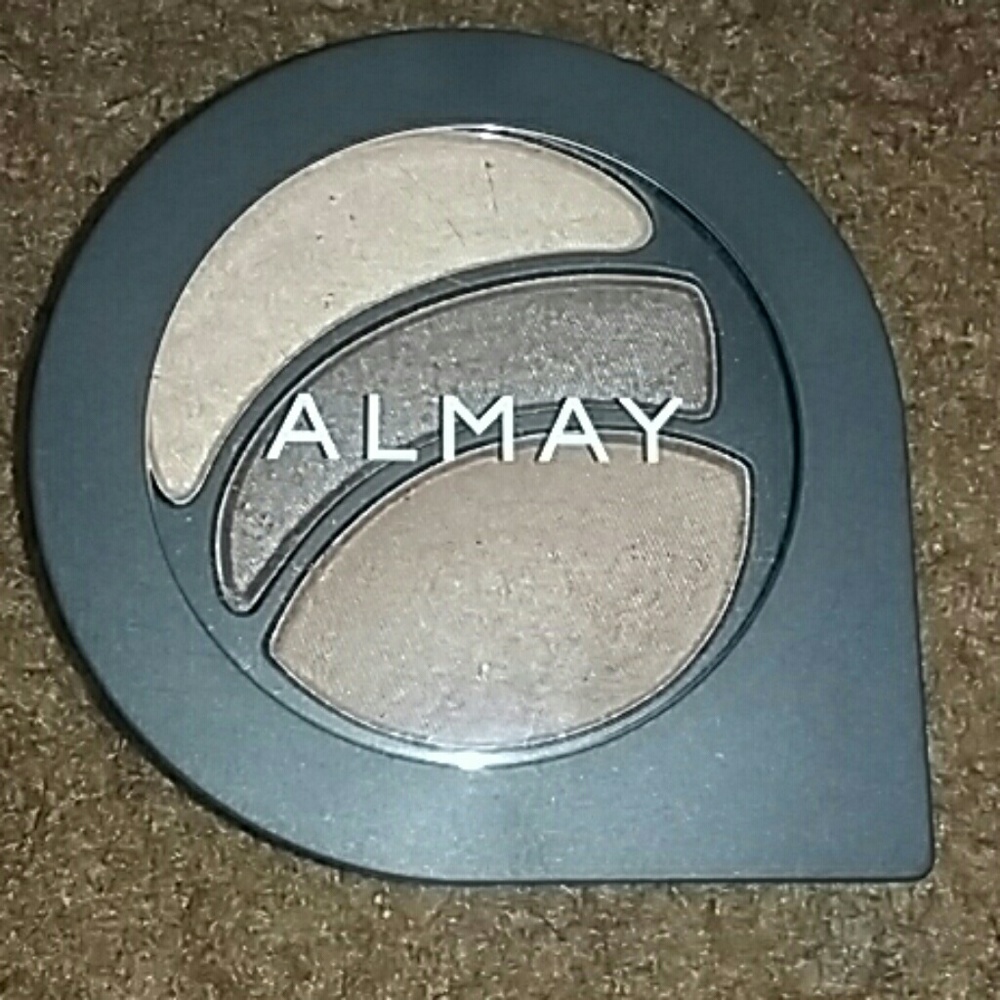 Almay eyeshadow