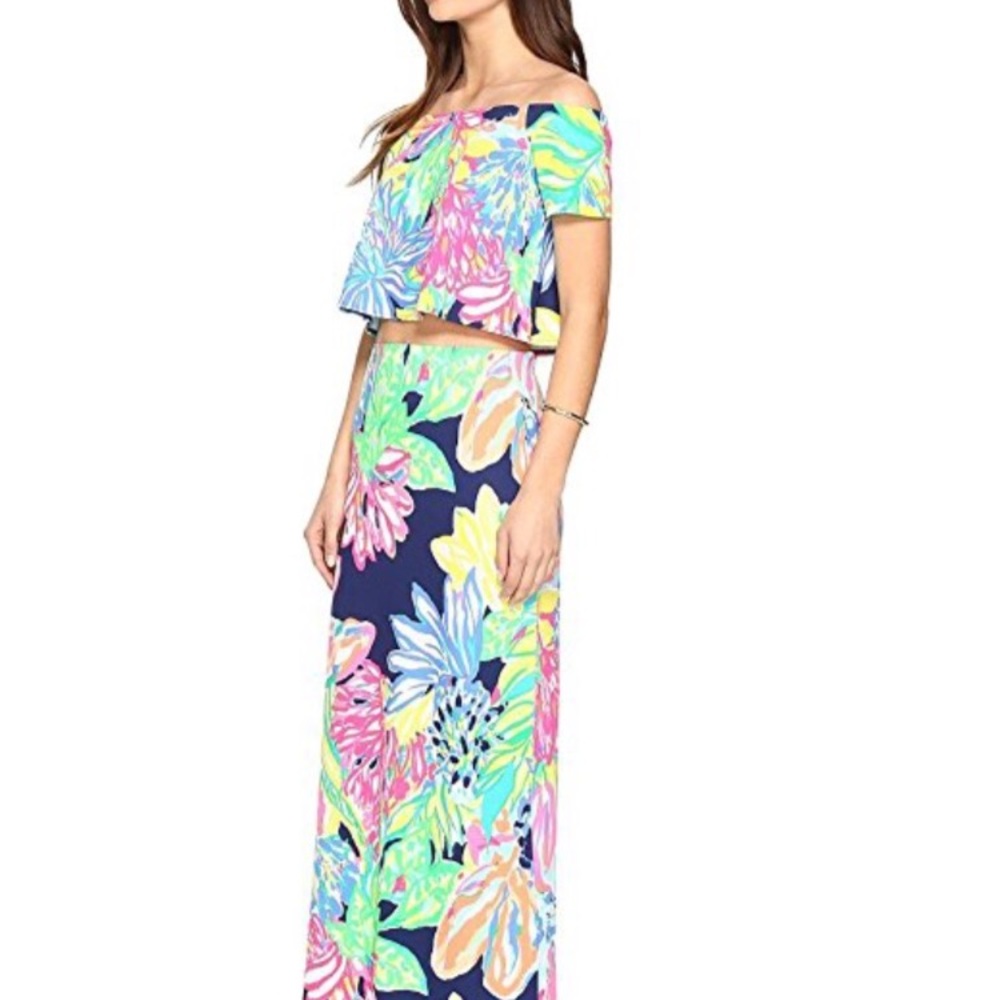 ❌SOLD ❌Lilly Pulitzer Mansi Crop Set - Picture 4 of 5