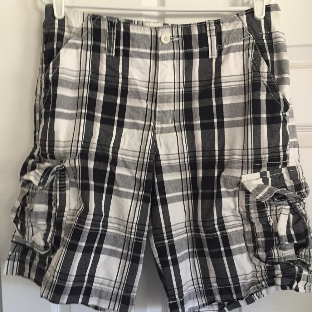 Men's Black and White Cargo Shorts
