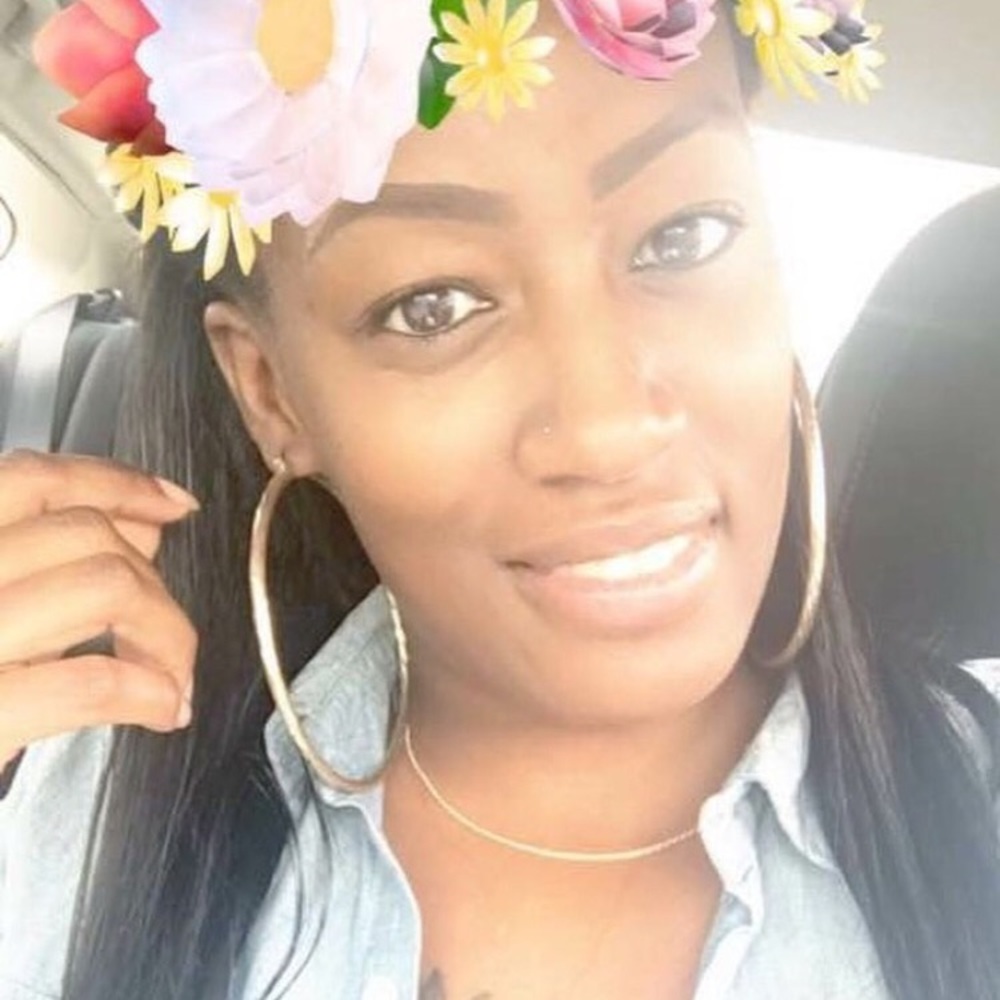 Meet your Posher, Cee