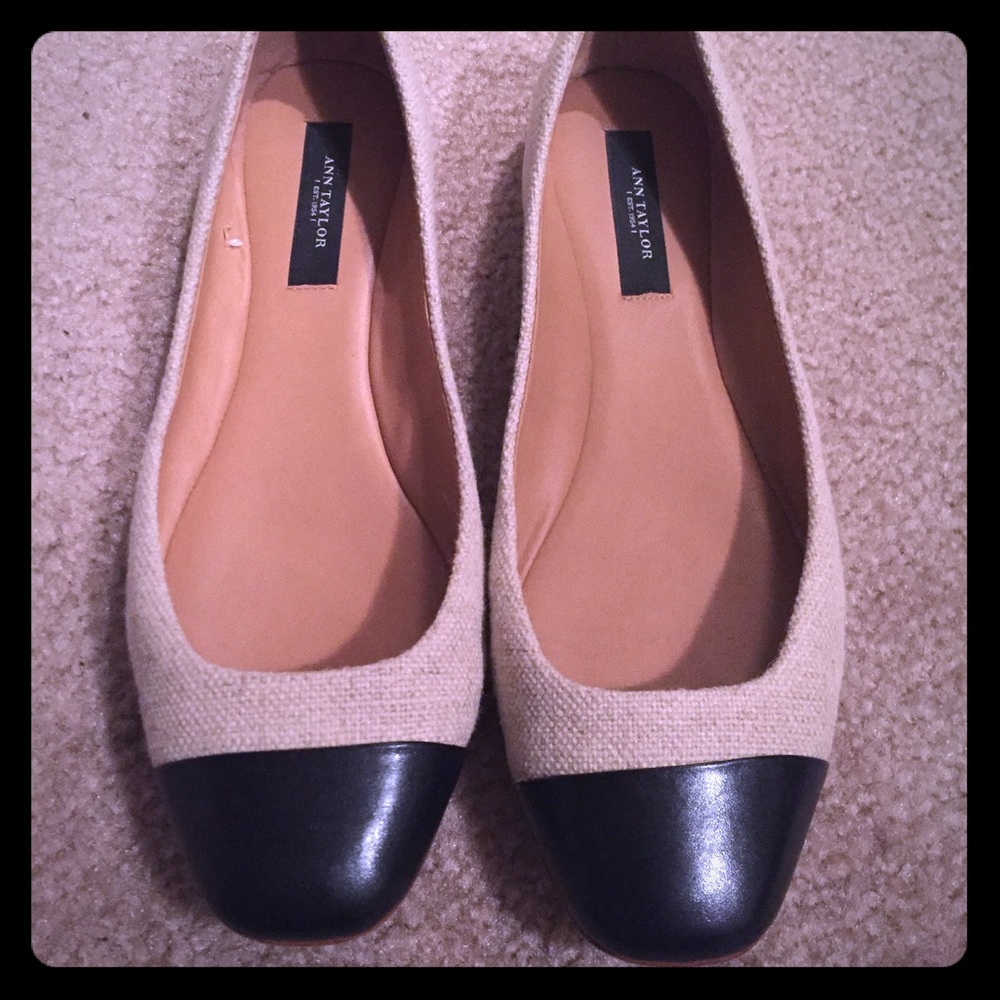 Elegant two tone flats