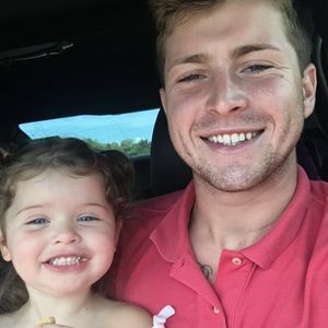 Meet your Posher, Zachary