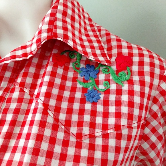 Vintage 1970s Handmade Red Gingham Floral Western Shirt S M v-day - Picture 2 of 6