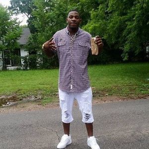 Meet your Posher, Laron